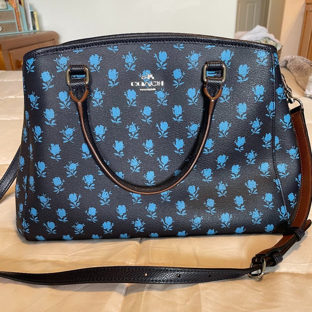 Coach vintage style purse with removable strap